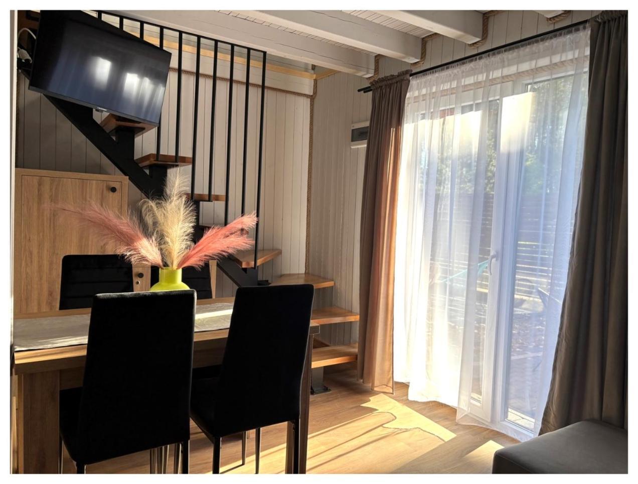 Resort Eden - Domki, Pokoje, Apartamenty Jastrzębia Góra Exterior foto
